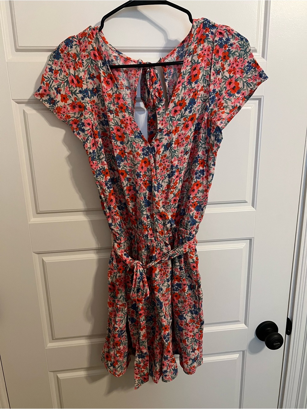 American Eagle Floral Tie-Back Short Sleeve Romper